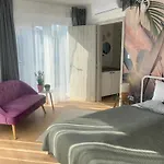 Westend Terrace 2-Bedroom Apartment