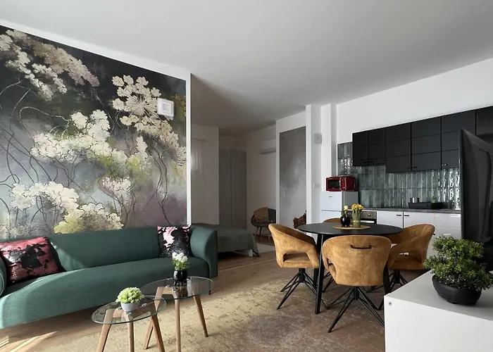 Westend Terrace 2-Bedroom Apartment